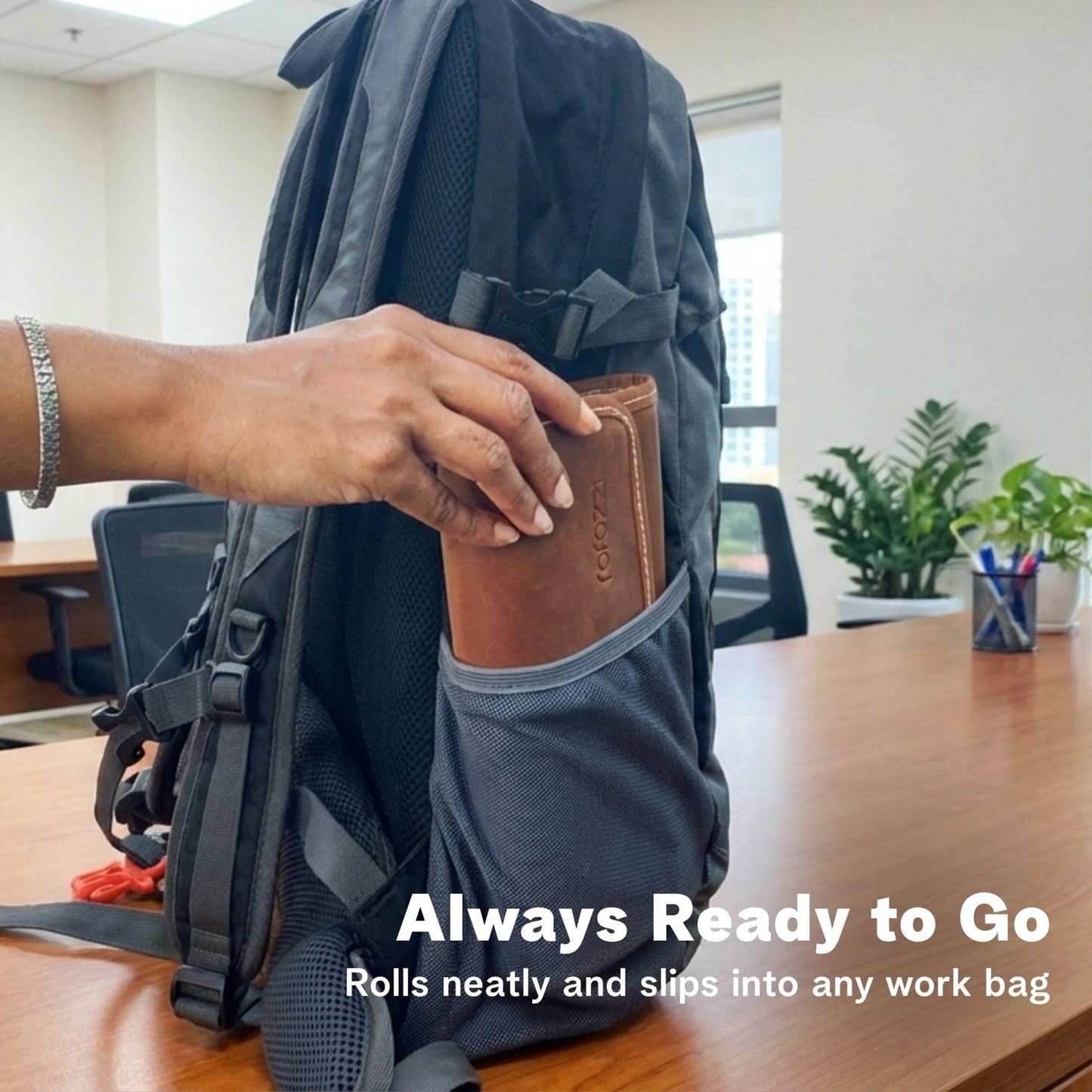 Scout Leather Roll - Up Cable Organizer Cable Organizers - Rofozzi